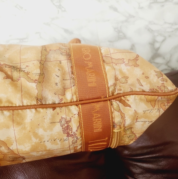 Sold!Original Alviero Martini tote bag - Picture 7 of 13